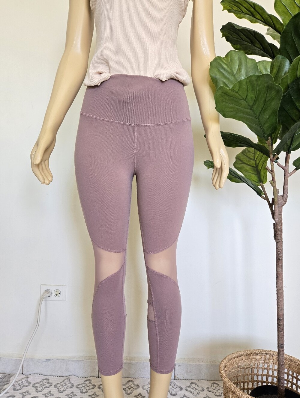 Alo Yoga High-Waist Sheila Leggings de Alo Yoga Size XS Pink Nude Color Women's